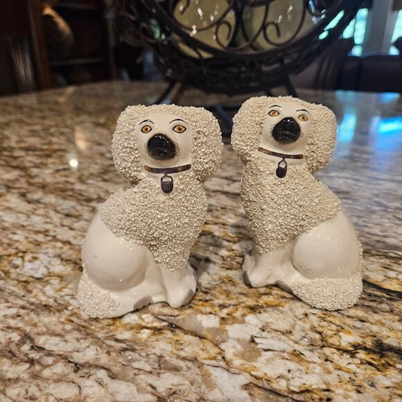 Pair of Staffordshire Poodle Dogs 4.5" tall - Picture 1 of 6